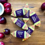 slyvu skonio karvute