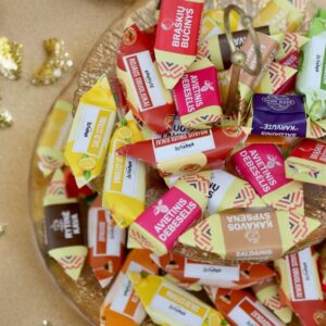 Visų 18 skonių Karvutė Asorti  1kg.